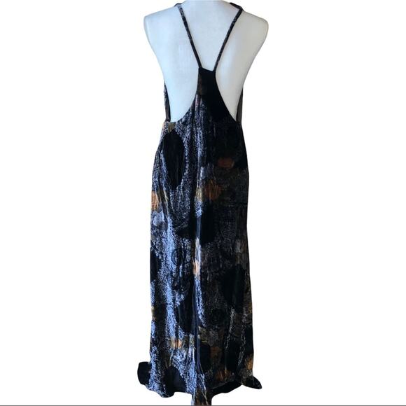 reformation Perseus velvet maxi dress - Picture 2 of 6